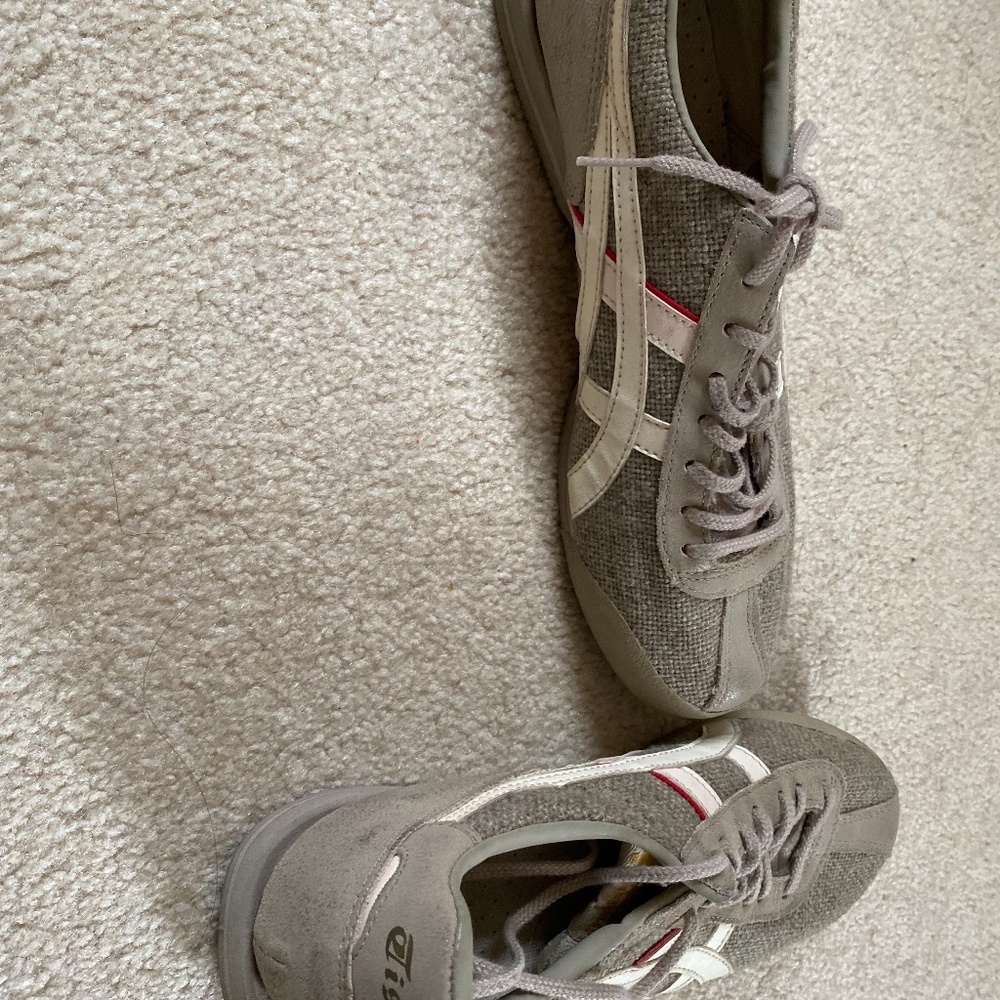 Tiger sneakers, size 41 (Size 8)